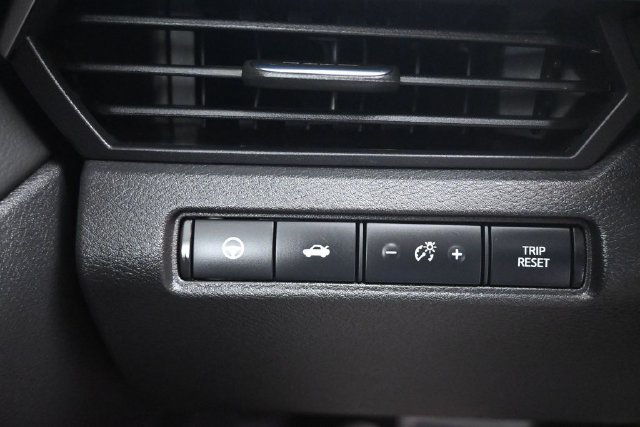 Used 2023 Nissan Altima 2.5 SV w/ SV Premium Package FWD image 22
