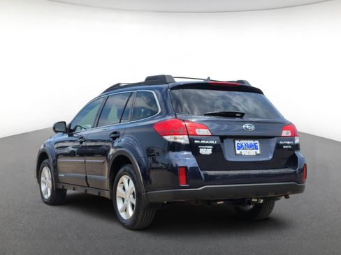 Used 2014 Subaru Outback 3.6R Limited AWD/4WD image 4