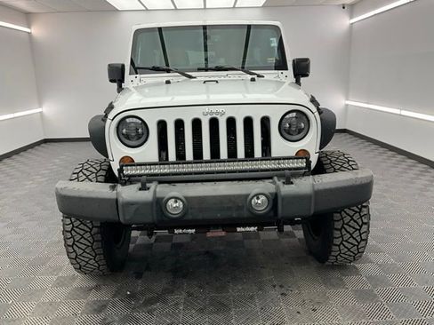 Used 2013 Jeep Wrangler Unlimited Sport image 2