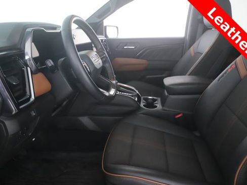 Used 2024 GMC Canyon AT4 w/ Technology Package AWD/4WD image 16