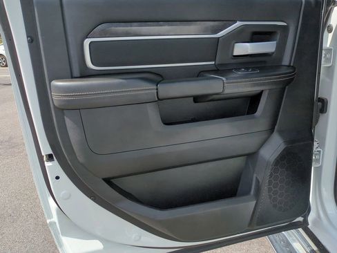 Used 2024 RAM 2500 Big Horn image 14