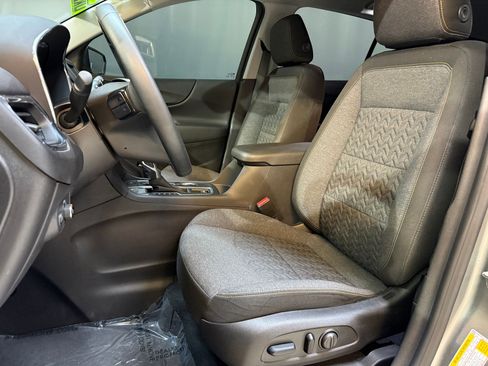 Used 2024 Chevrolet Equinox LT image 5