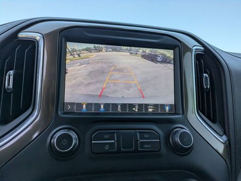 Used 2019 Chevrolet Silverado 1500 High Country w/ High Country Premium Package AWD/4WD image 23