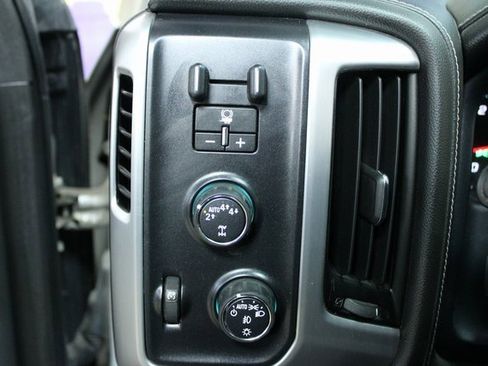 Used 2017 GMC Sierra 1500 SLE image 13