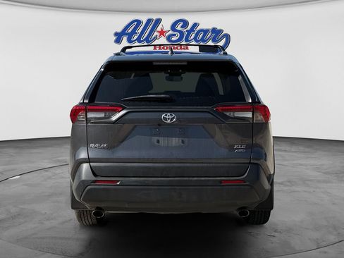 Used 2022 Toyota RAV4 XLE AWD/4WD image 6