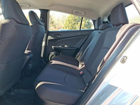 Used 2018 Toyota Prius Three image 22