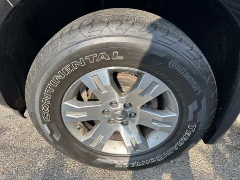 Used 2011 Nissan Pathfinder Silver image 33