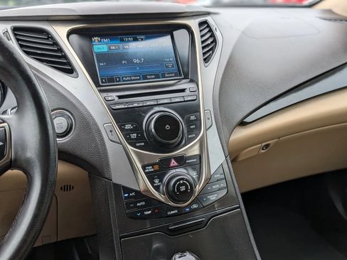 Used 2013 Hyundai Azera w/ Technology Pkg FWD image 31