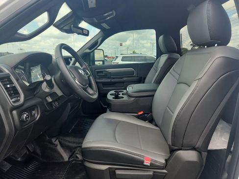New 2026 RAM 3500 Tradesman AWD/4WD image 10