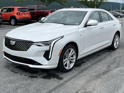 Used 2025 Cadillac CT4 Luxury w/ Sun And Sound Package AWD/4WD image 10