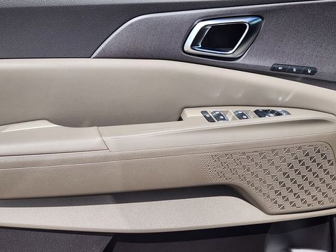 New 2026 Kia Carnival EX image 6