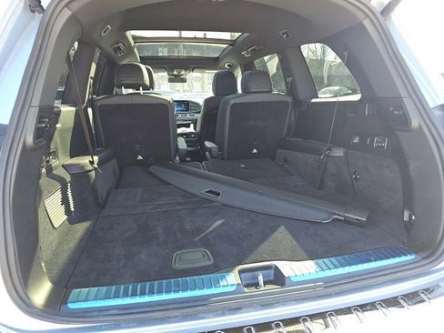 Used 2025 Mercedes-Benz GLS 450 GLS 450 image 9