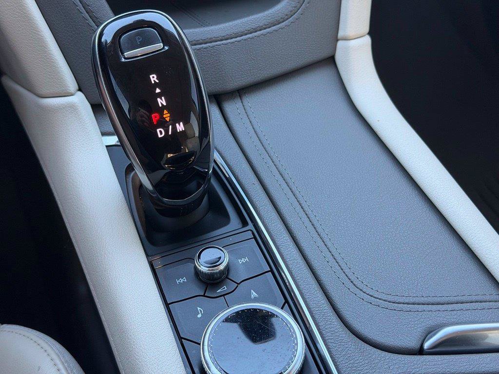 Used 2021 Cadillac XT6 Premium Luxury FWD image 21