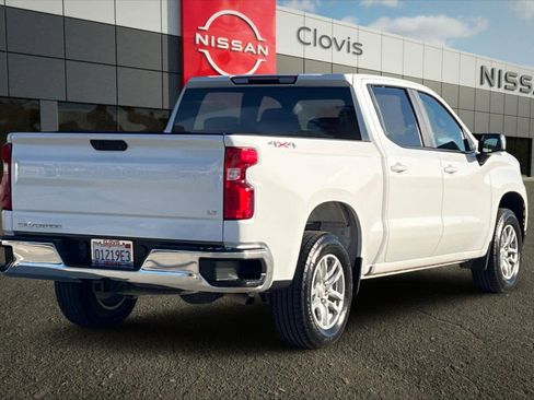 Used 2021 Chevrolet Silverado 1500 LT image 3