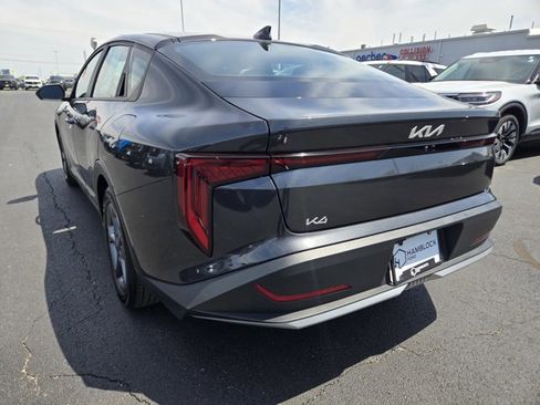 Used 2025 Kia K4 FWD image 39