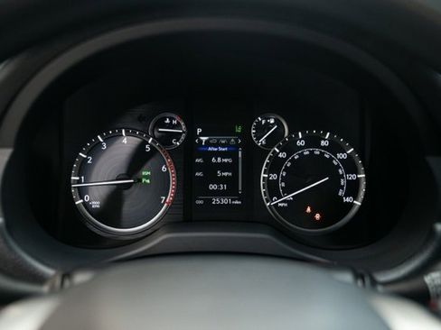 Used 2023 Lexus GX 460 Premium image 30