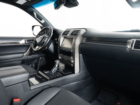 Used 2021 Lexus GX 460 Premium w/ Premium Package image 27