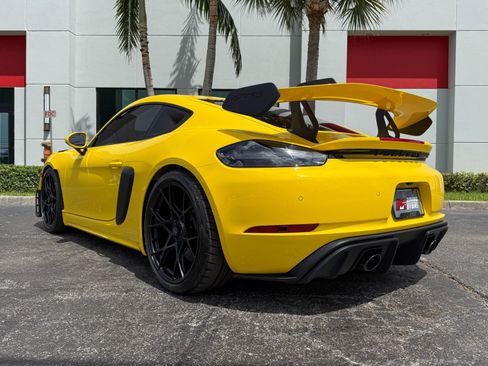 Used 2025 Porsche 718 Cayman GT4 RS RWD image 20