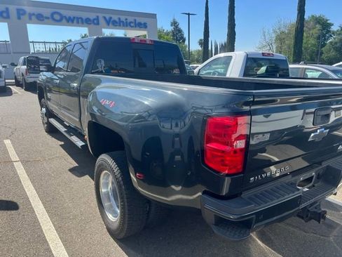 Used 2019 Chevrolet Silverado 3500 High Country w/ Duramax Plus Package image 9