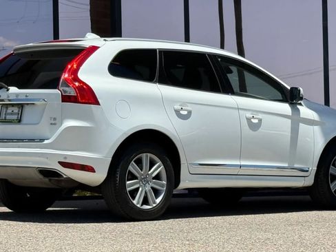 Used 2017 Volvo XC60 T5 Inscription w/ Preferred Option Package AWD/4WD image 12
