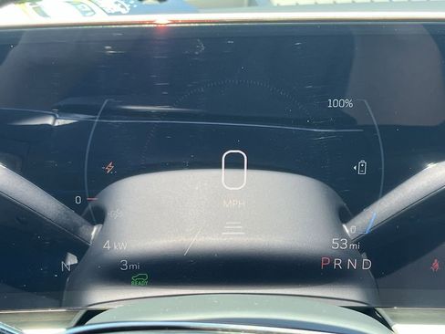 New 2025 Cadillac Lyriq Luxury image 3