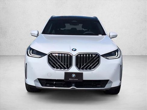 Used 2025 BMW X3 xDrive30i w/ Convenience Package image 2