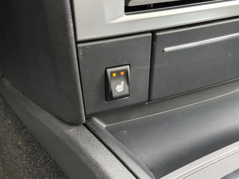 Used 2010 Dodge Charger SXT image 5