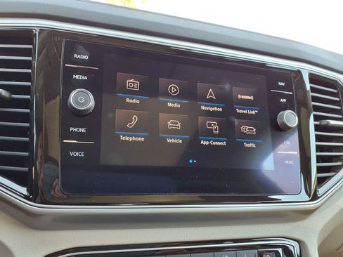 Used 2019 Volkswagen Atlas SEL Premium AWD/4WD image 5