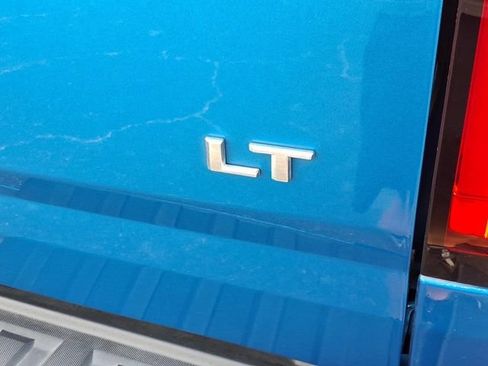 Used 2022 Chevrolet Colorado LT RWD image 12