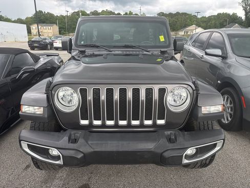 Used 2021 Jeep Wrangler Unlimited Sahara AWD/4WD image 2