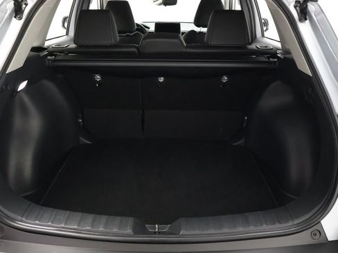 Certified 2025 Toyota Corolla Cross XLE FWD image 22
