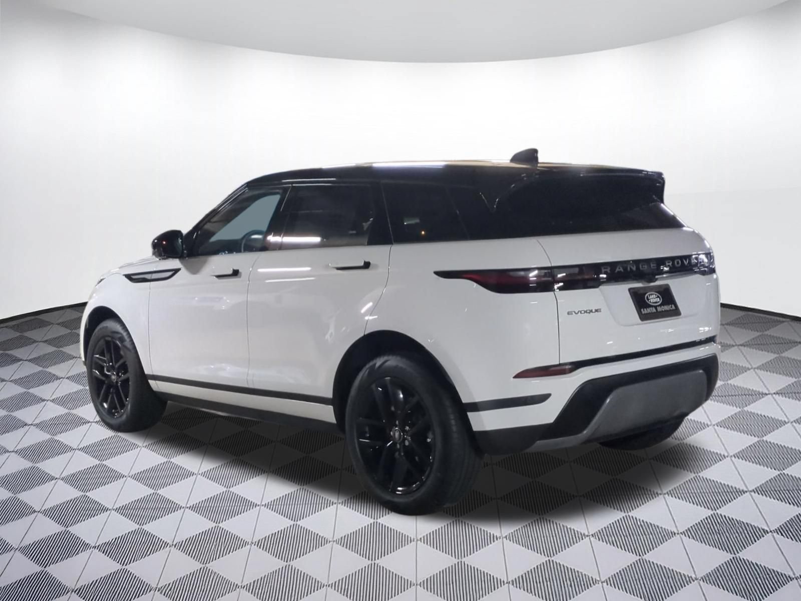 New 2026 Land Rover Range Rover Evoque S AWD/4WD image 3