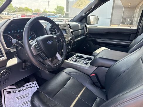 Used 2018 Ford Expedition XLT w/ Equipment Group 201A image 11