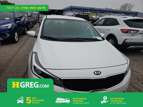Used 2018 Kia Forte LX w/ LX Rear Camera Package image 1