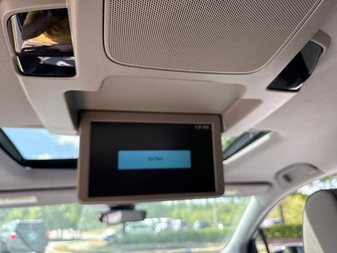 Used 2023 Honda Odyssey Elite image 11