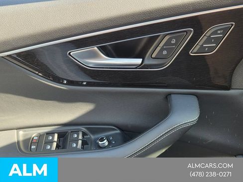 Used 2025 Audi Q7 3.0T Premium Plus AWD/4WD image 25