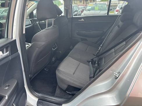 Used 2017 Kia Sportage LX AWD/4WD image 15