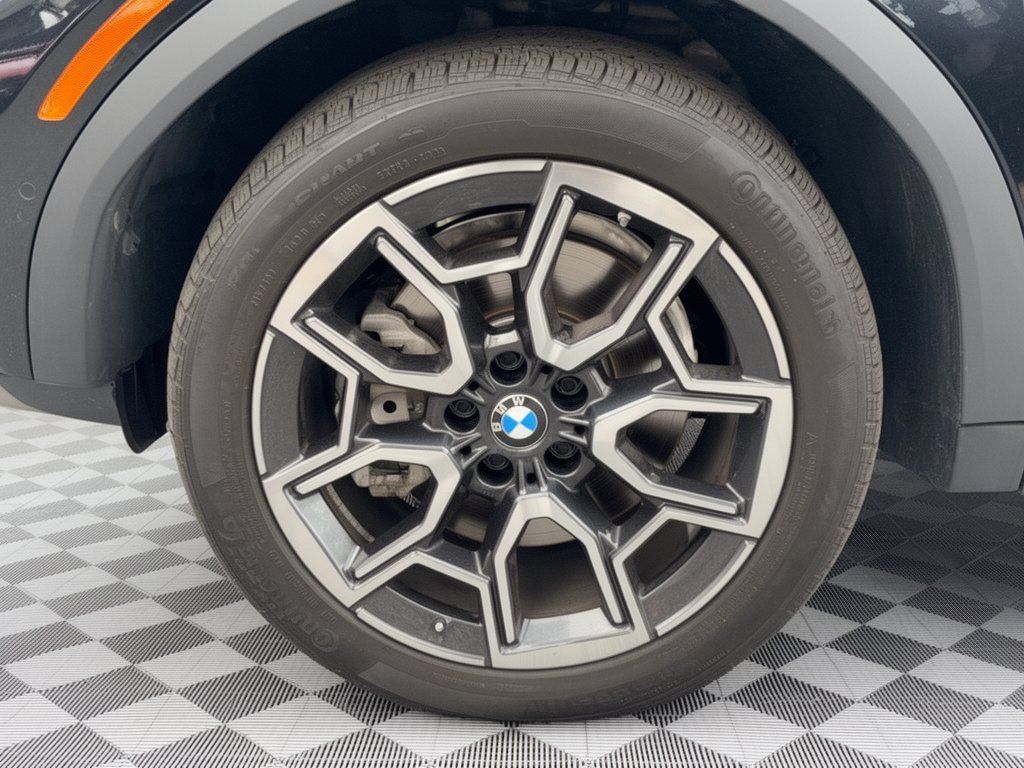 Used 2026 BMW X2 xDrive28i w/ Technology Package AWD/4WD image 13