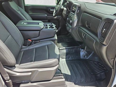 Used 2025 Chevrolet Silverado 2500 W/T w/ WT/CX Safety Package AWD/4WD image 17