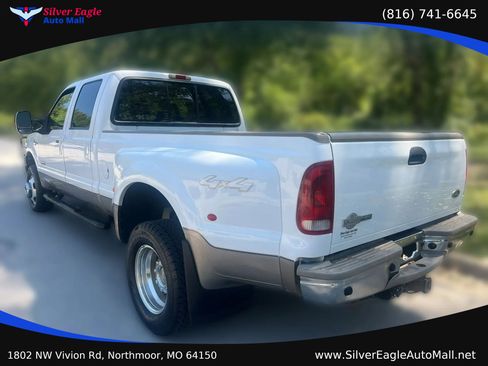 Used 2005 Ford F350 King Ranch AWD/4WD image 2