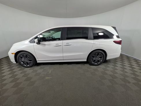New 2026 Honda Odyssey Touring image 20