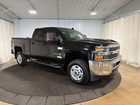 Used 2017 Chevrolet Silverado 2500 LT AWD/4WD image 11