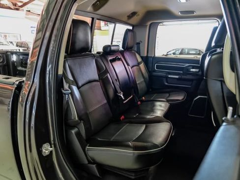 Used 2019 RAM 3500 Laramie image 37