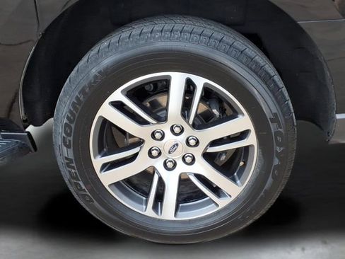 Used 2024 Ford Expedition Max Limited image 34