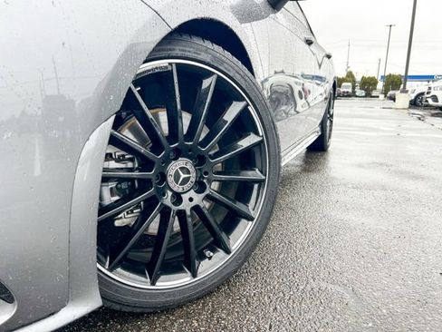 Used 2022 Mercedes-Benz CLA 250 4MATIC image 2