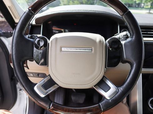 Used 2019 Land Rover Range Rover Long Wheelbase Supercharged AWD/4WD image 28