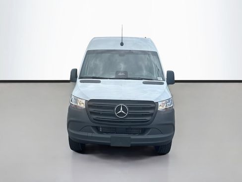 New 2025 Mercedes-Benz Sprinter 2500 image 11