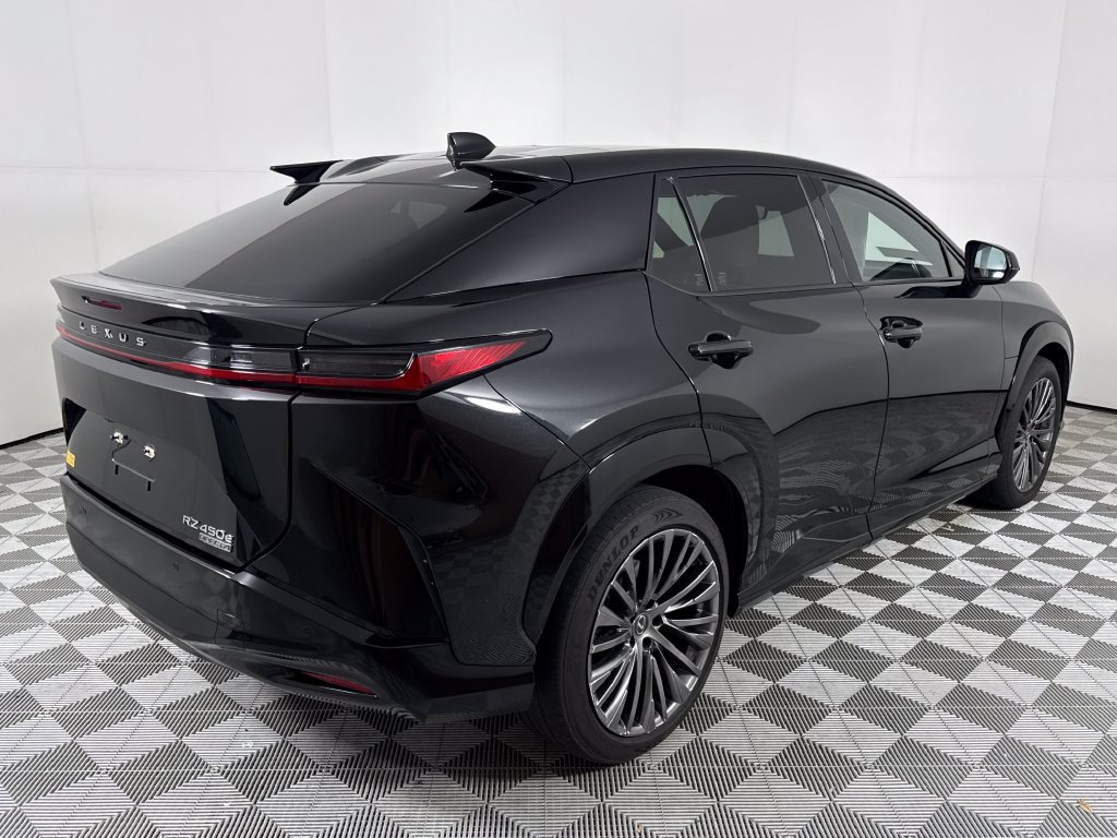 Used 2024 Lexus RZ 450e Premium AWD/4WD image 3
