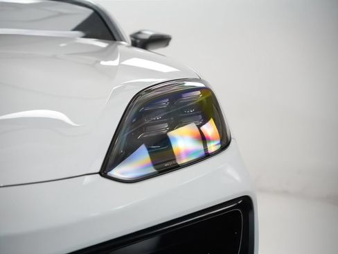 Certified 2026 Porsche Cayenne E-Hybrid AWD/4WD image 6
