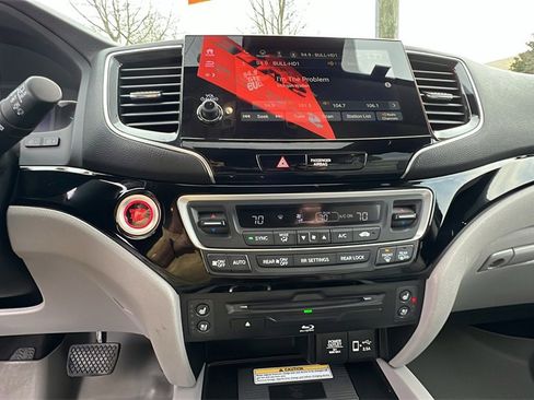 Used 2019 Honda Pilot Elite image 28